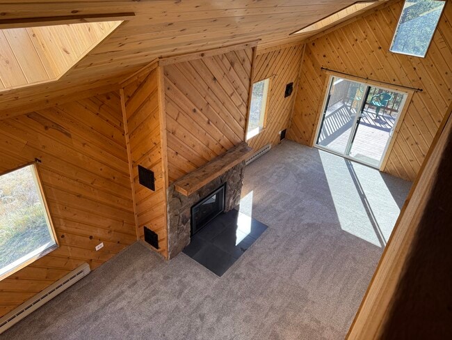 Building Photo - 11 Sun Way