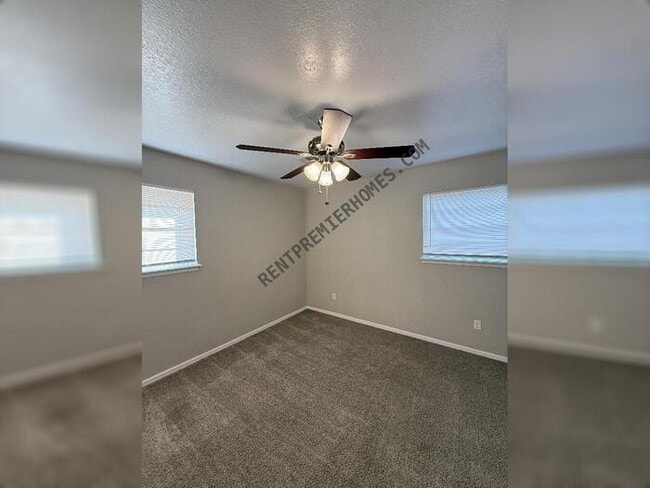 Building Photo - 4929 Brookdale Dr