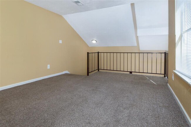 Building Photo - 12223 W Village Dr