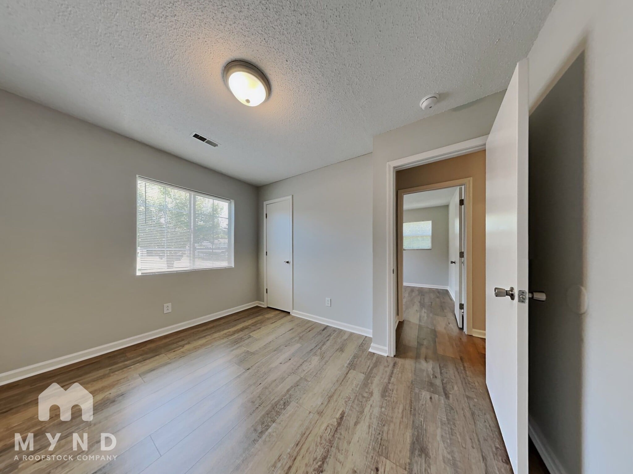 Building Photo - 376 Talley St