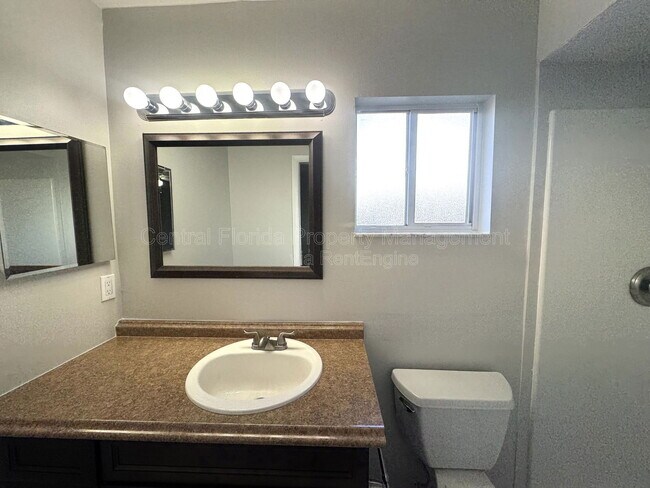 Building Photo - 820 Sutter Loop