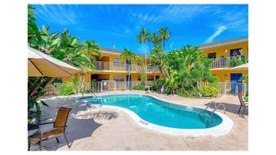 Building Photo - 4290 Gulfstream Dr