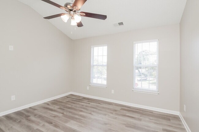 Building Photo - 11807 Golden Maple Ln