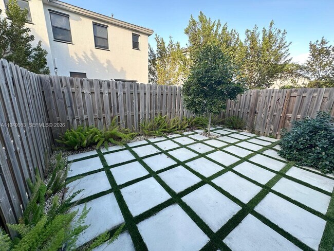 Building Photo - 13403 SW 287th Ter