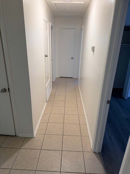 Hallway - 2065 Camp Wilkes Rd