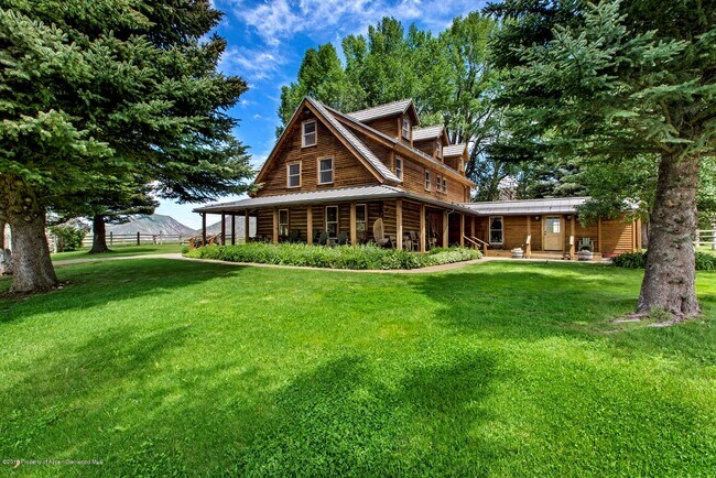 Building Photo - 331 Woody Creek Rd