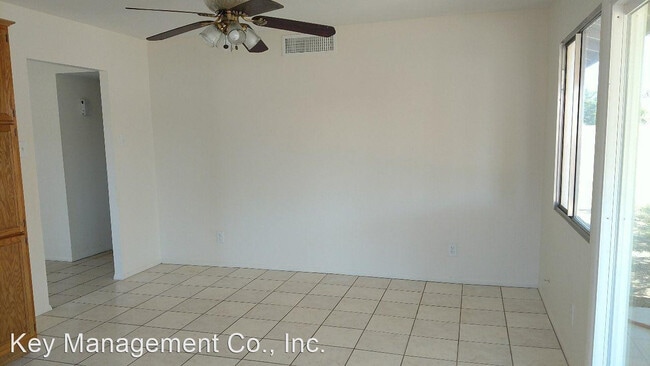 Building Photo - 5733 W Beck Ln