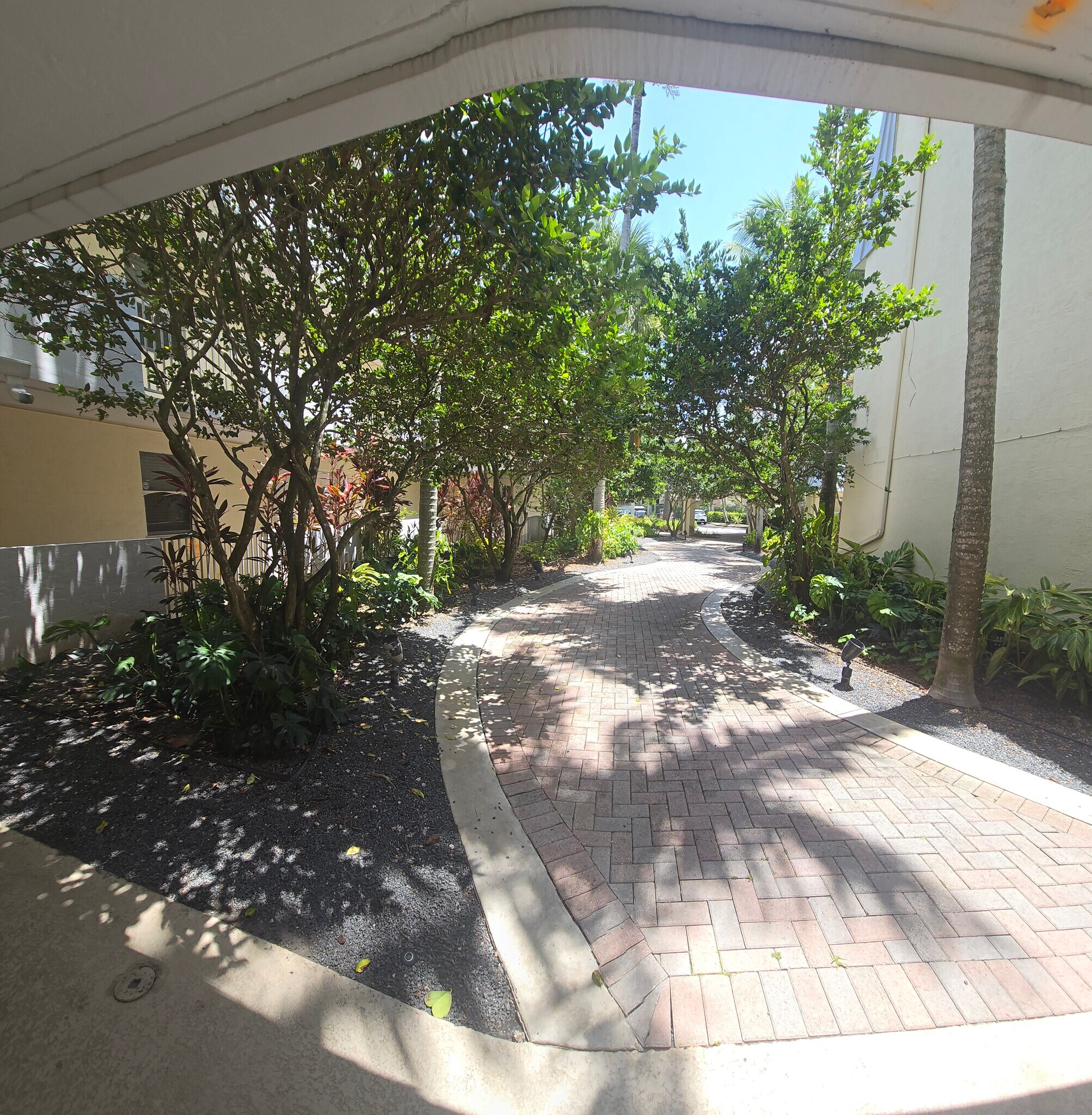 Building Photo - 8950 SW 69th Ct