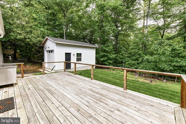 Building Photo - 8504 Shadeway Pl