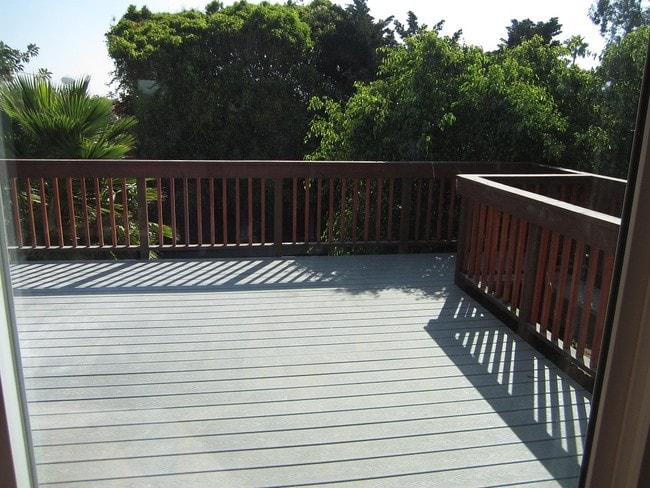 Upper Deck overlooking backyard - 306 Larsson St