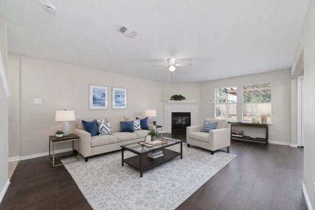 Building Photo - 4007 Starbridge Pointe Ln