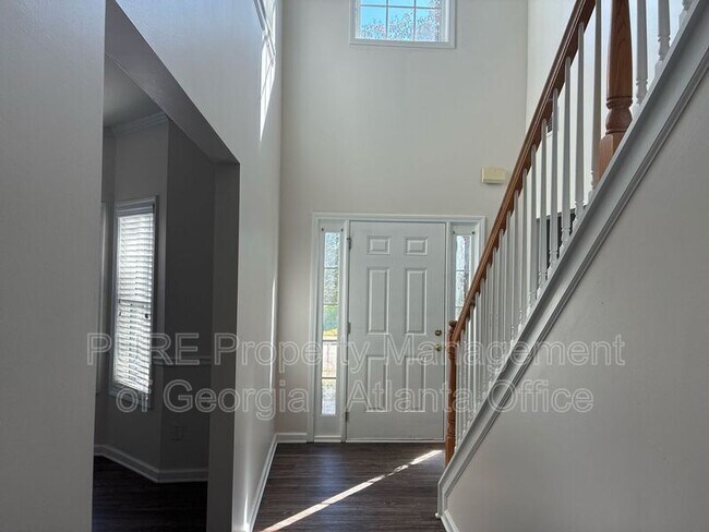 Building Photo - 1424 Saphire Dr