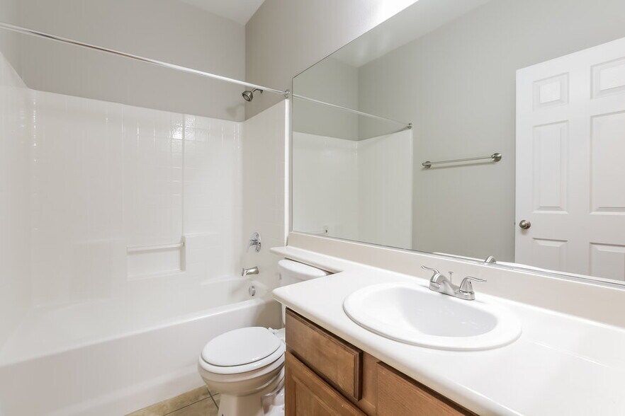 Building Photo - 7532 Port Orchard Ave