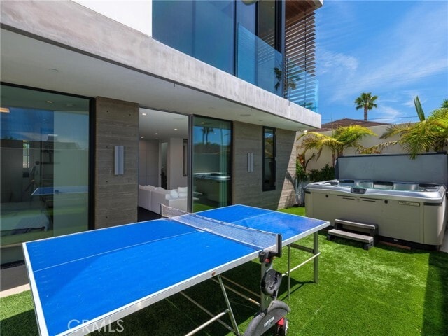 Building Photo - 703 N Lucia Ave