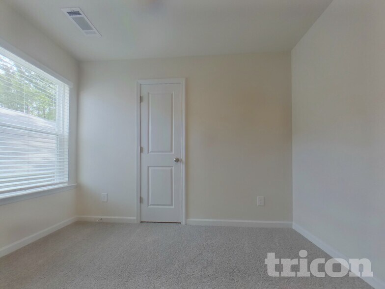 Building Photo - 449 Prescott Wy