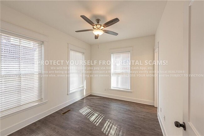 Building Photo - 1364 W Cleveland St