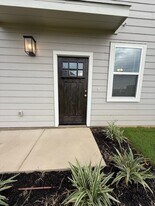 Building Photo - 1241 Casetta Run