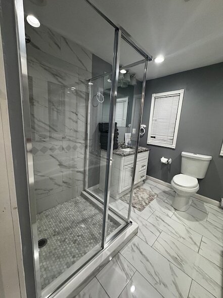 Building Photo - 6 Chamberlain Rd