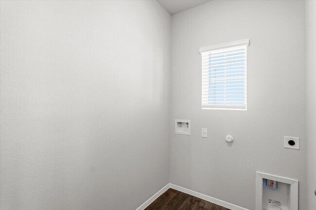 Building Photo - 2609 Derwent Dr