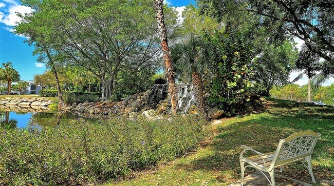 Building Photo - 712 White Pine Tree Rd