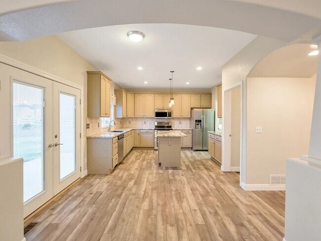 Building Photo - 2228 Red Maple Cir
