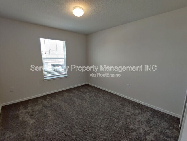 Building Photo - 29916 Marquette Ave