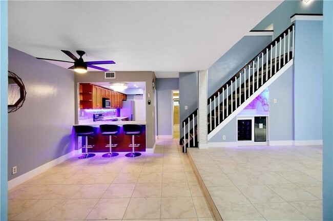 Building Photo - 4087 Coral Springs Dr