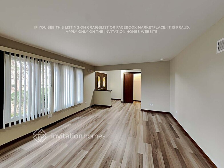 Building Photo - 7526 Cashew Dr