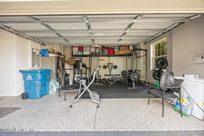 Building Photo - 552 Saddlestone Dr