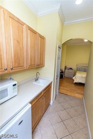 Building Photo - 14081 Bently Cir