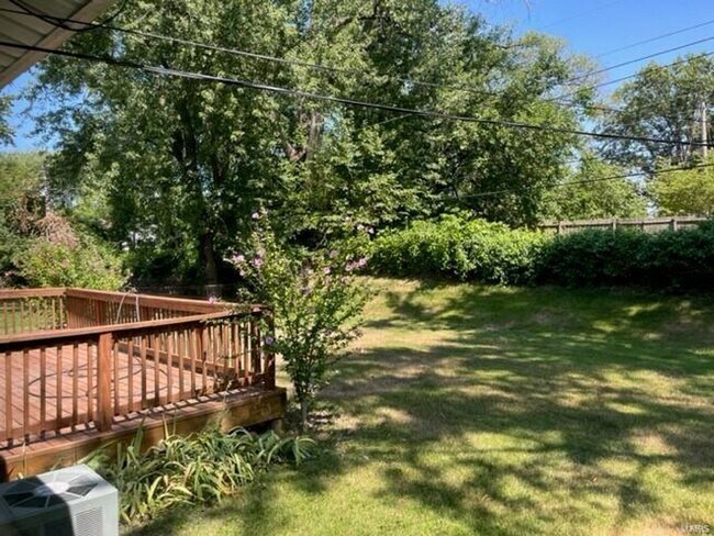 Building Photo - 2680 Knollwood Ln