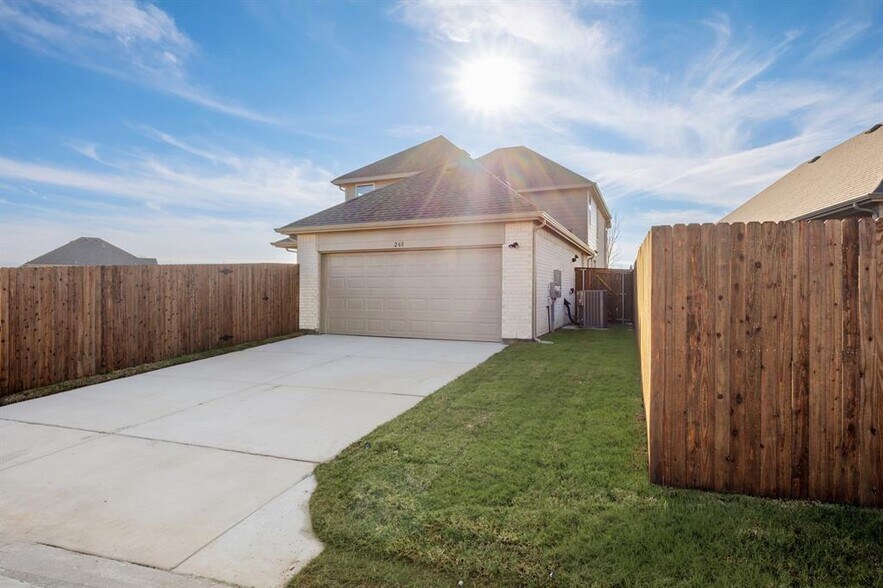 Building Photo - 268 Bassett Hall Rd