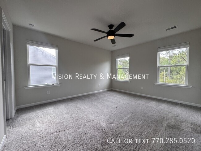 Building Photo - 141 Winding River Dr