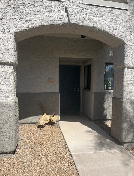 Building Photo - 10401 N Saguaro Blvd