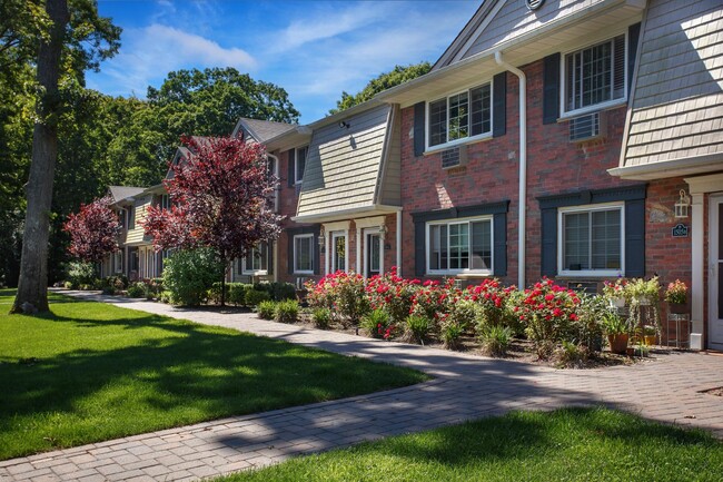 Primary Photo - 701 Grimsby Pl