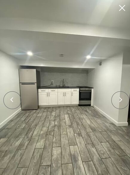 Primary Photo - 1337 Saint Marks Ave