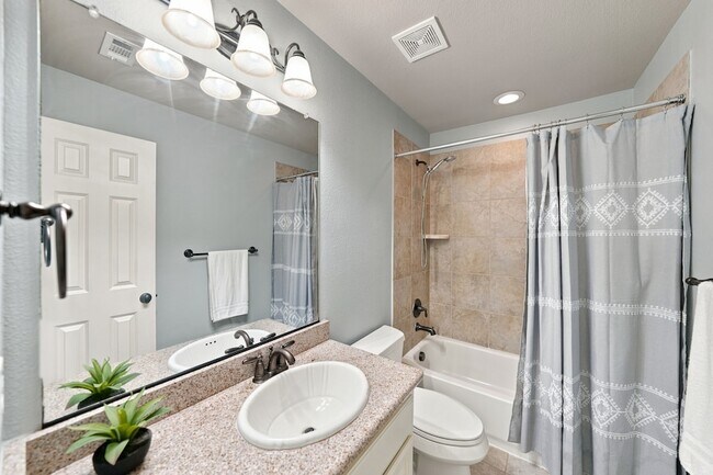 Building Photo - 1308 Cotulla Dr
