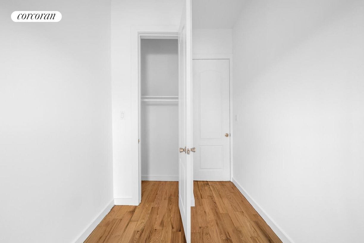 Building Photo - 762 Hancock St