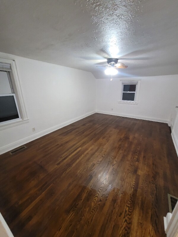 Building Photo - 23 Lance Dr