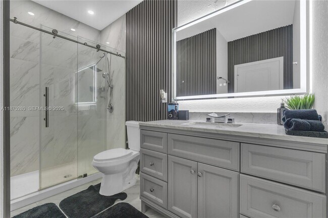 Building Photo - 3529 NW 29th Pl