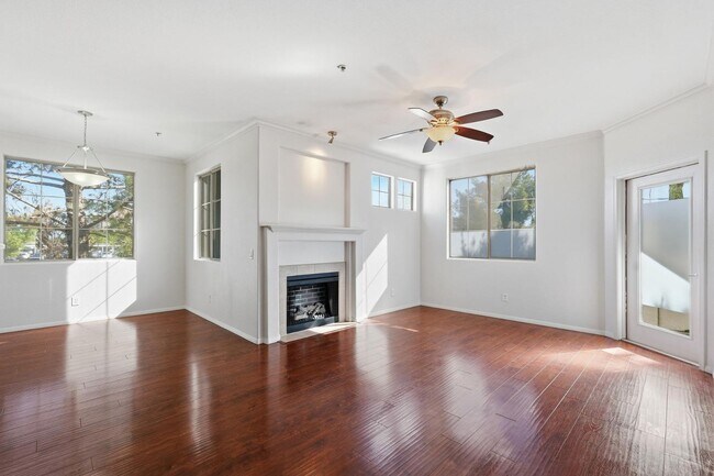 Building Photo - 1941 S Pierpont