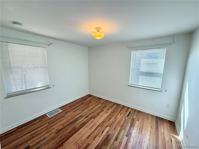 Building Photo - 1320 Holly St