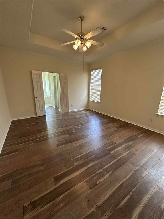 Building Photo - 15215 Millers Run Ln