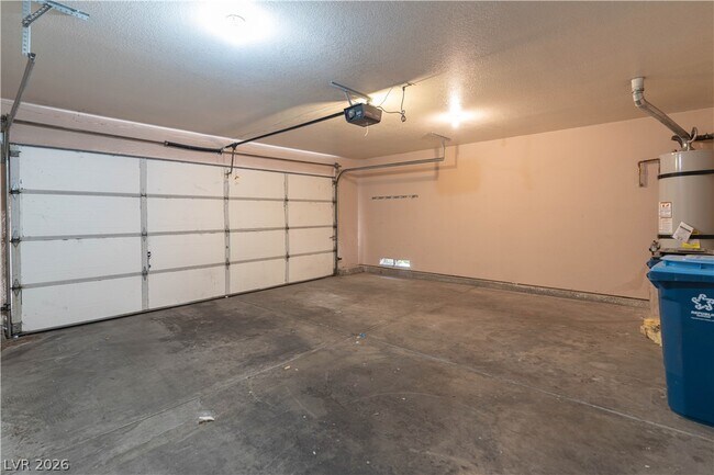Building Photo - 2761 Laguna Shores Ln