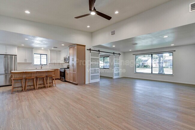 Building Photo - 5655 Wigton Dr