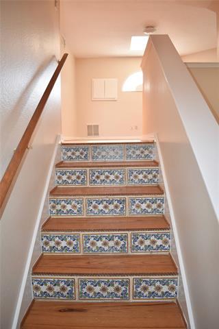 Building Photo - 803 Switzer Ln