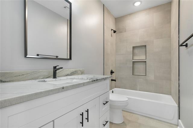 Building Photo - 1327 Fats Domino Ave