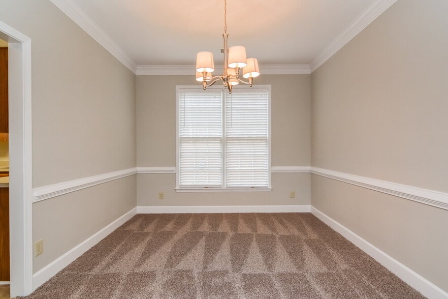 Building Photo - 1052 Laurel Valley Dr SW