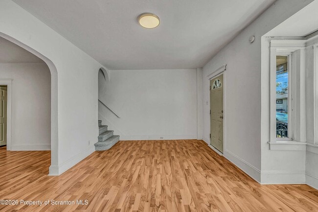 Building Photo - 1807 Green Ridge St