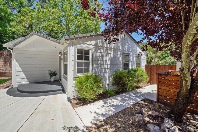 Building Photo - 2188 First Ave